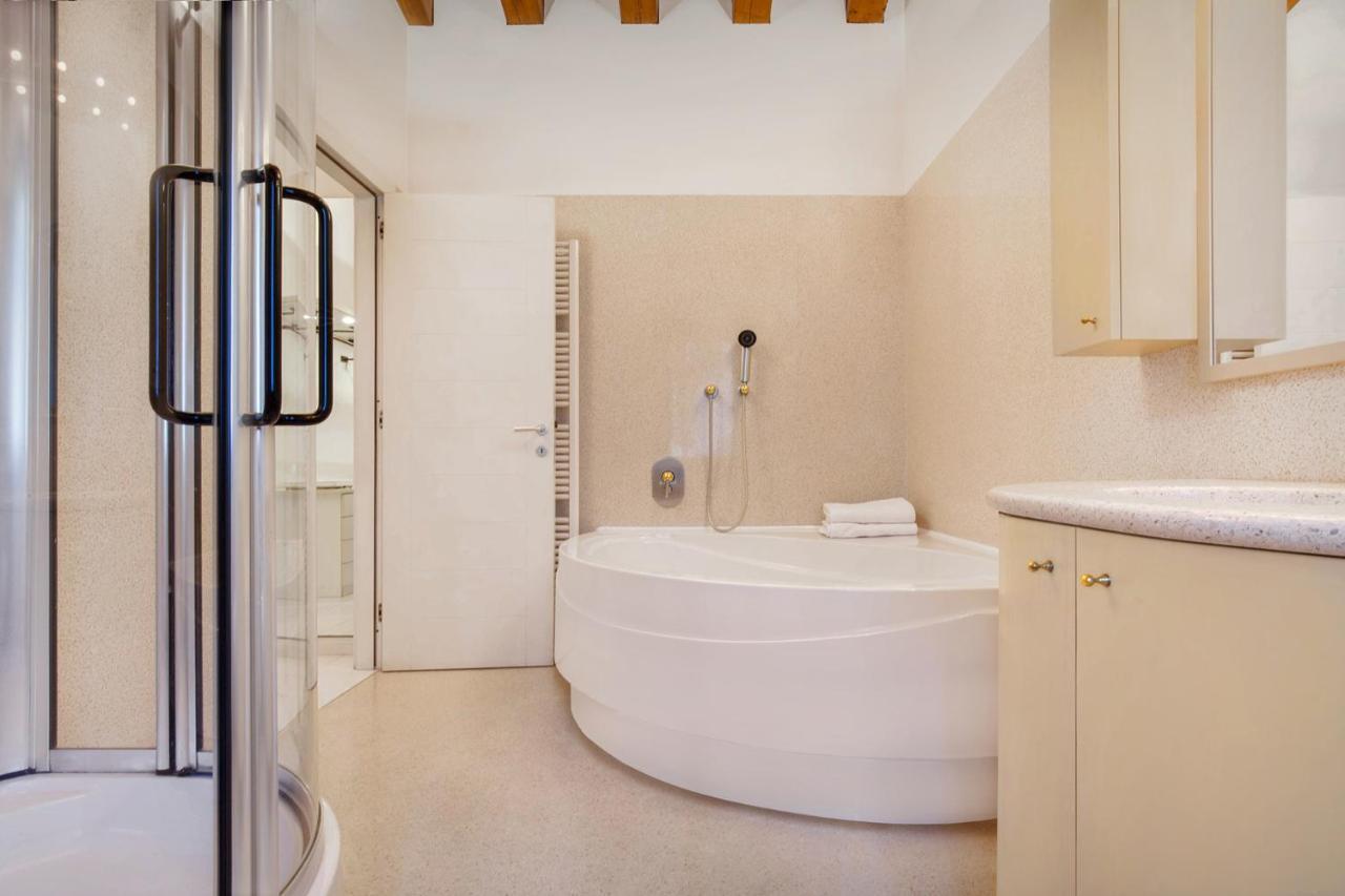Villa Dismero-Un Oasi Di Lusso E Privacy Brenzone sul Garda Exterior foto